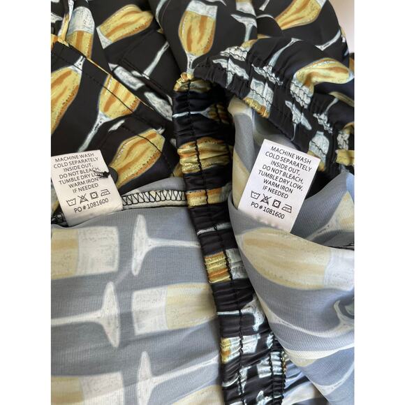 NEW NWT Show Me Your Mumu Classic PJ Set Champagne Silky Size XS - Picture 6 of 6